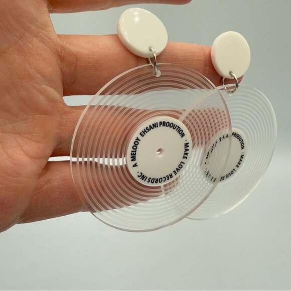 Old Fashioned Vinyl Record Music Disc Earrings - White - Picture 5 of 8